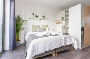 Luxurious loft w-view walk city Center Delft New XL Apartment 20E